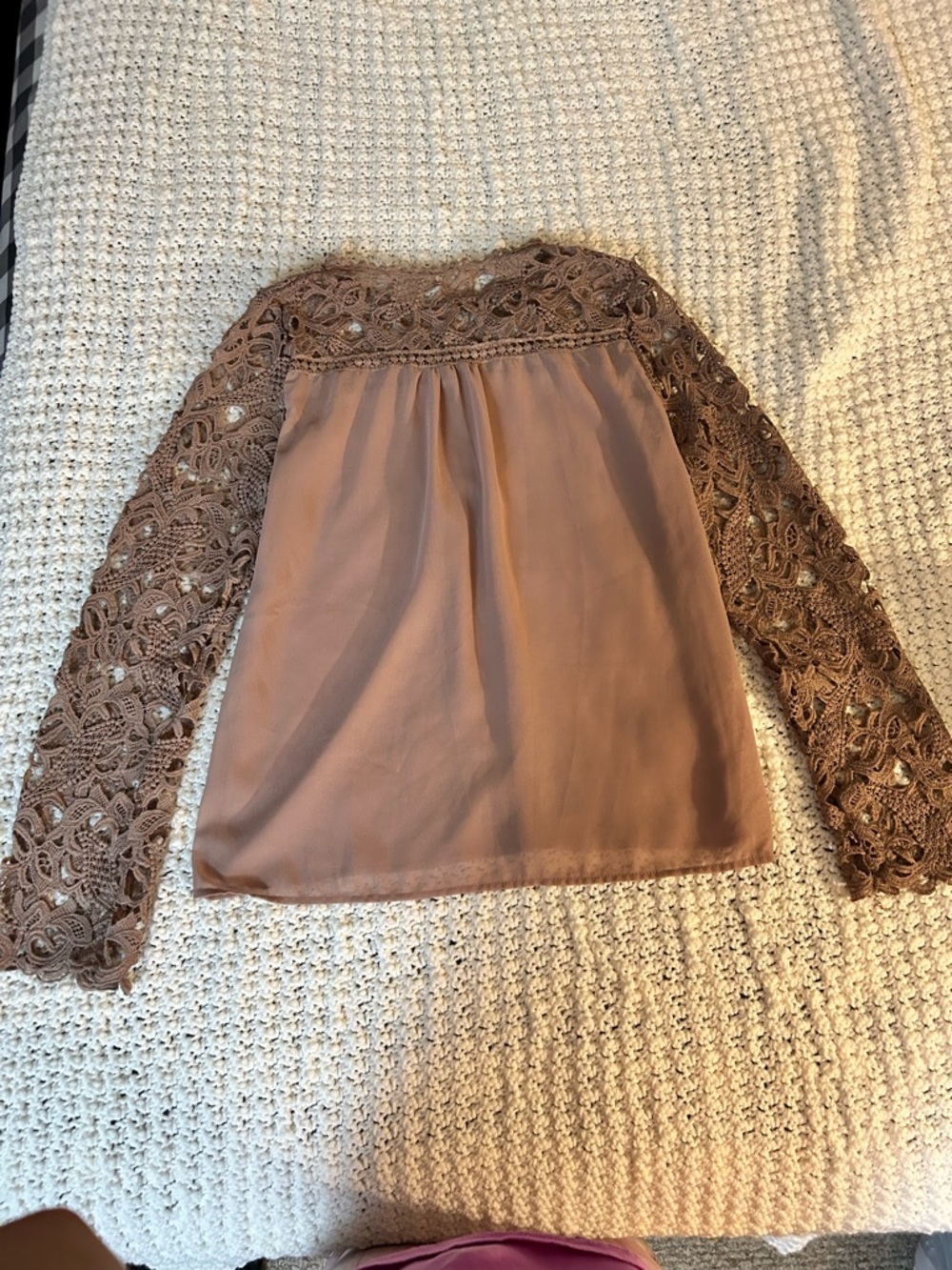 Women's Taupe Lace Yoke Long-Sleeve Blouse - Picture 9 of 16